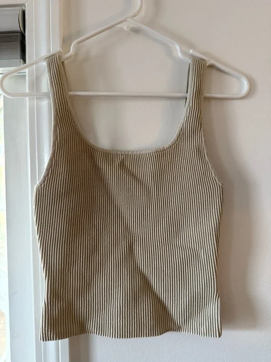 Aritzia Ribbed Sculpt Knit Square-Neck Tank Top in Light Beige - Picture 7 of 9